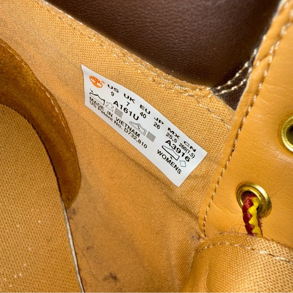 Timberland Women's Nubuck Tan Leather Boots Sz. 9 - Picture 4 of 9